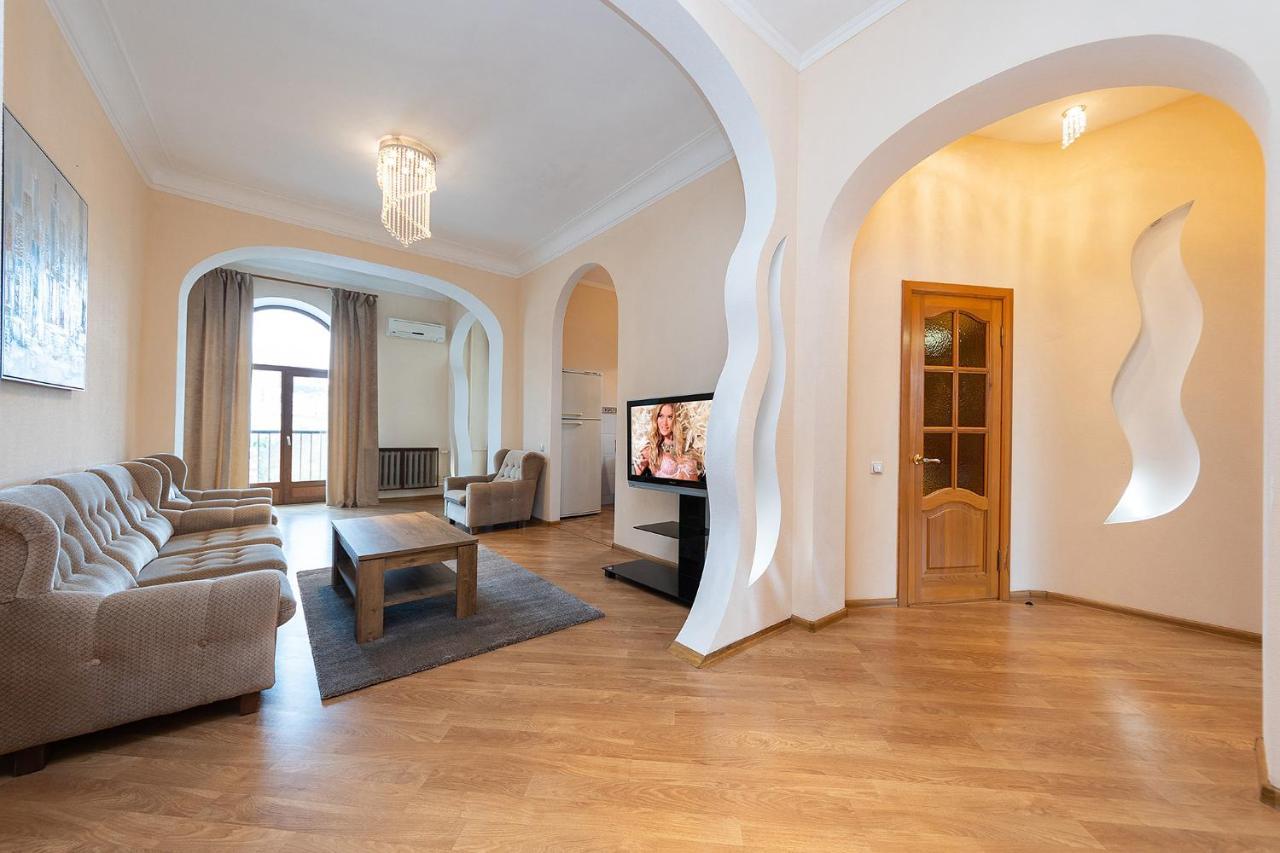 Kiev 24 Apartments Luaran gambar